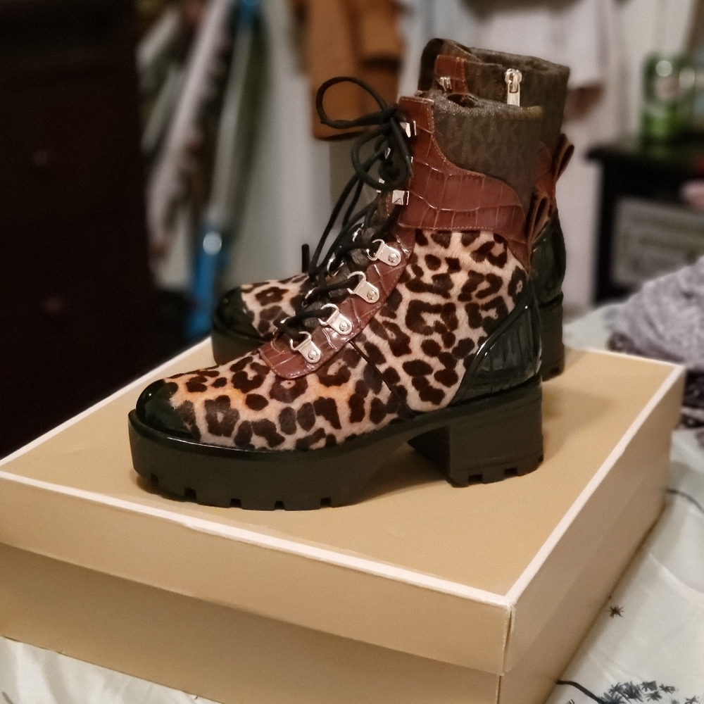 Michael kors Khloe boots